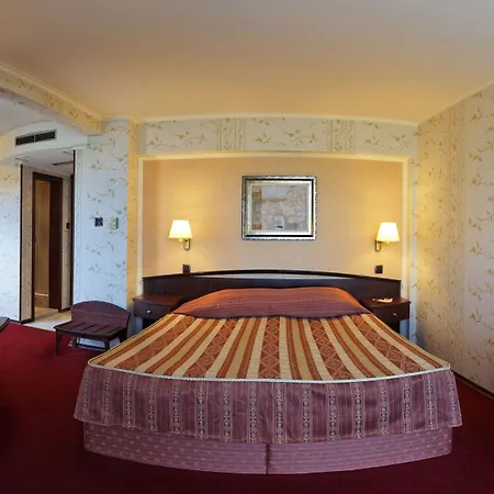 Capitol Hotell Varna