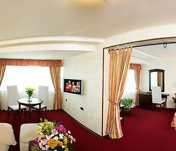 Capitol 4* Várna