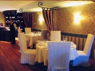 Szálloda Capitol 4*