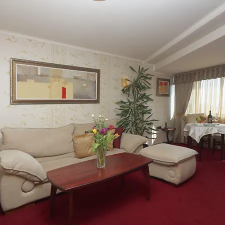 капитол Хотел