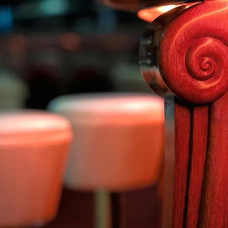 Хотел капитол 4*