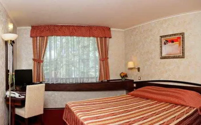 كابيتول فارنا